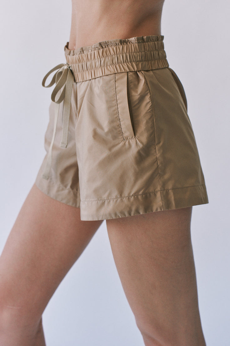 AVERY UTILITY SHORT